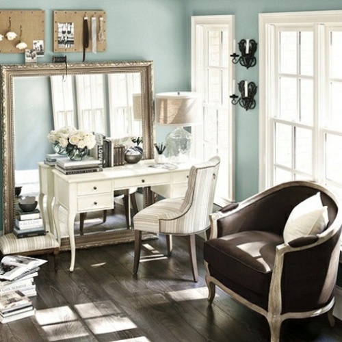 feine-home-office-ideen-elegant-braun-sofa-zwei-personen-klassiker